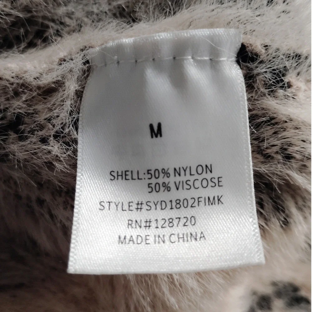 Mi Ami Leopard‎ Print Fuzzy Soft Sweater Size M